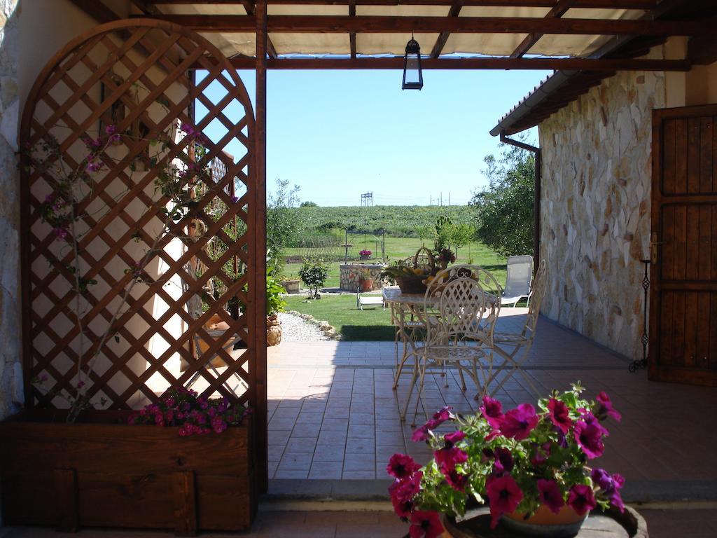 Villa Casale Dinelli Tarquinia Zimmer foto